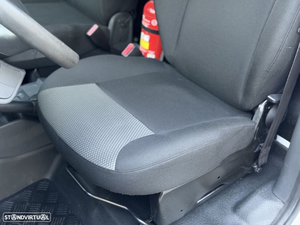 Renault Kangoo Maxi Z.E. 33 Eletric - 20