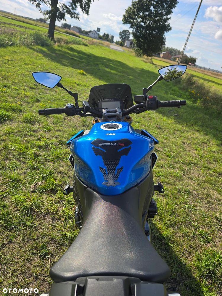 Suzuki GSX 1000 - 13