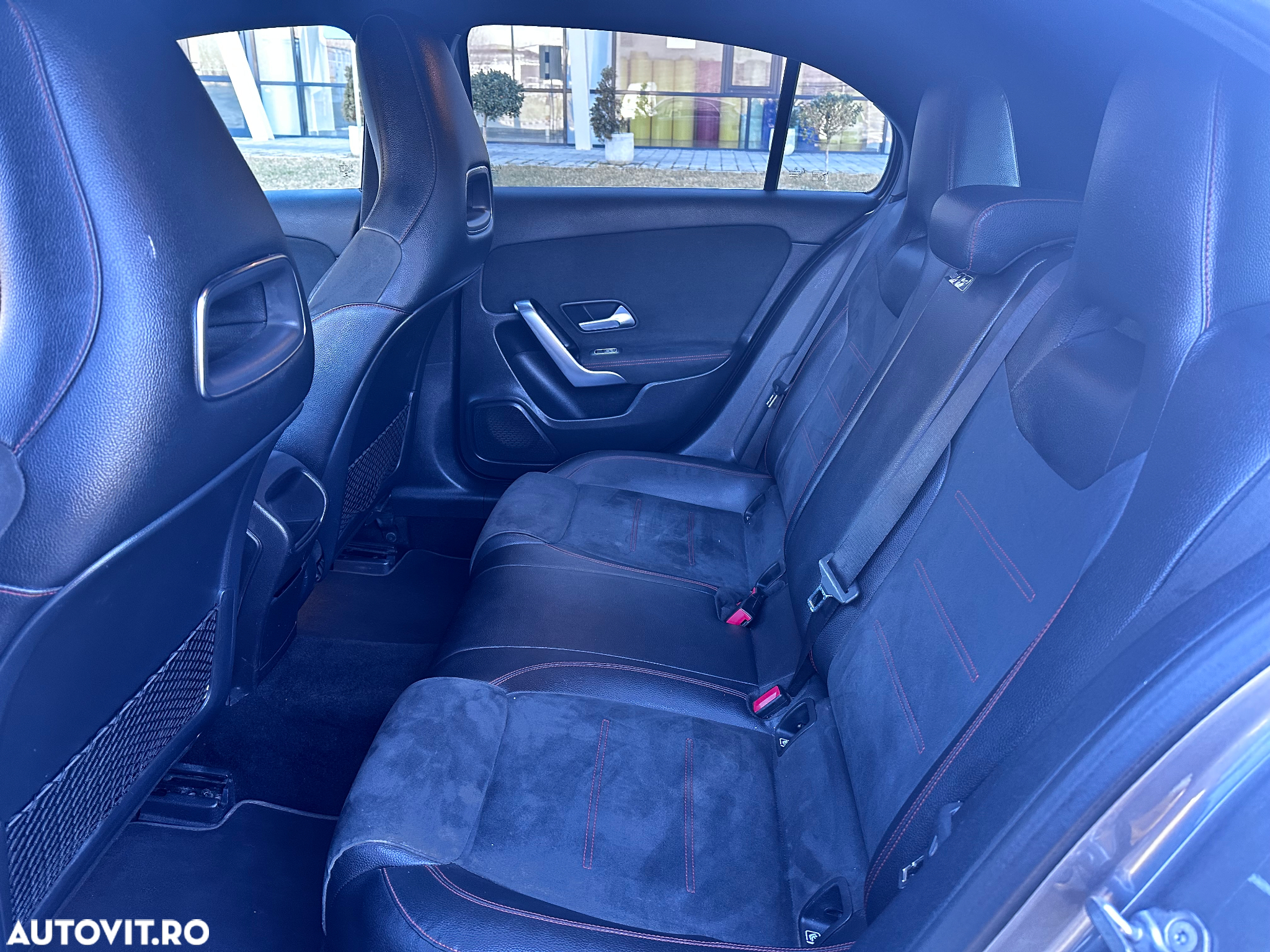 Mercedes-Benz A 180 d 7G-DCT AMG Line - 11