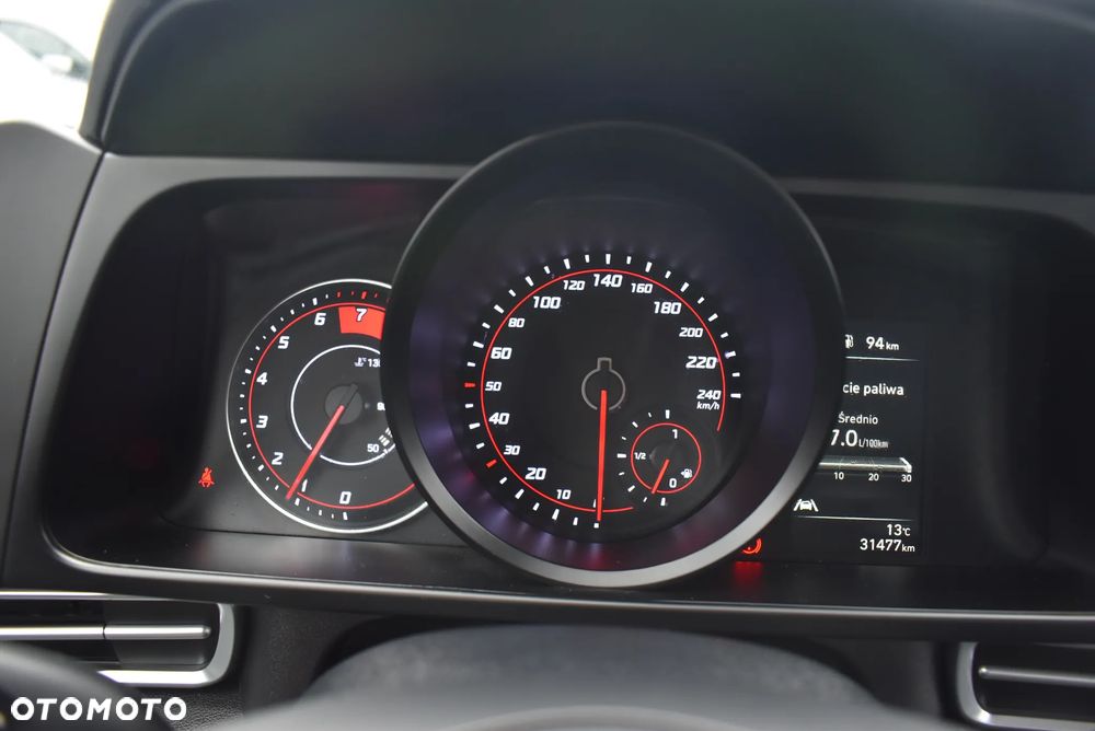 Hyundai Elantra 1.6 Smart CVT - 26