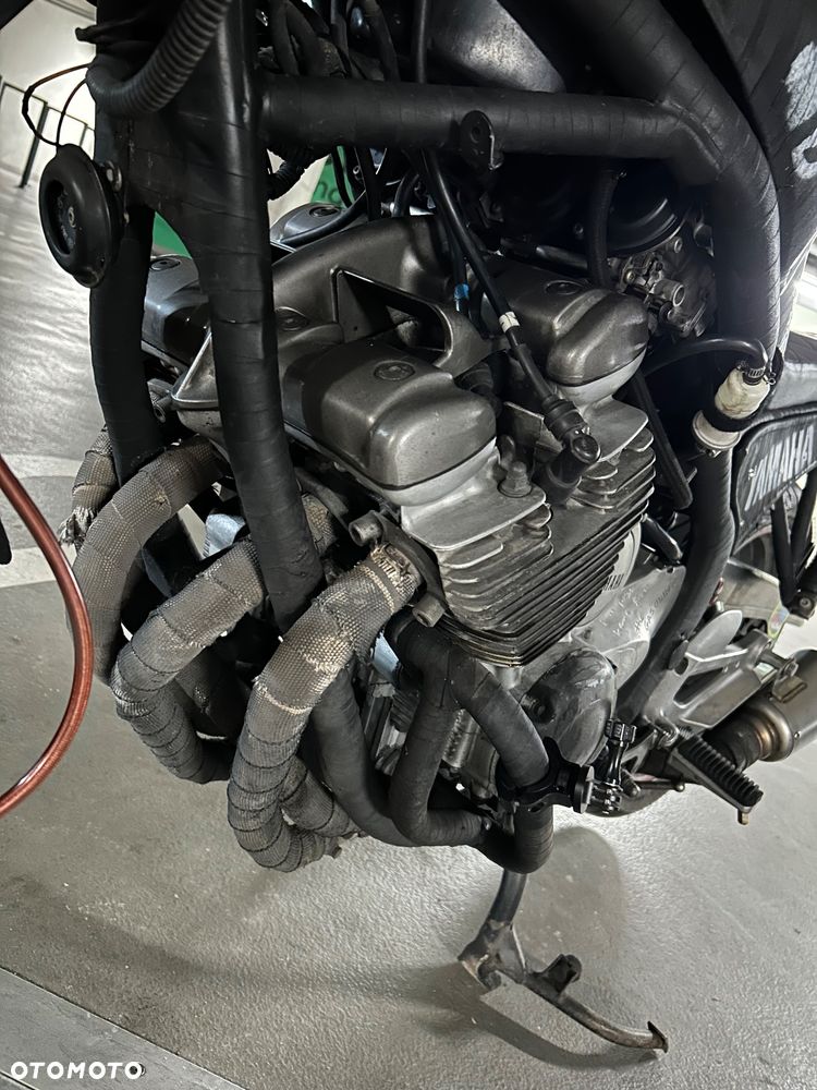 Yamaha XJ - 12