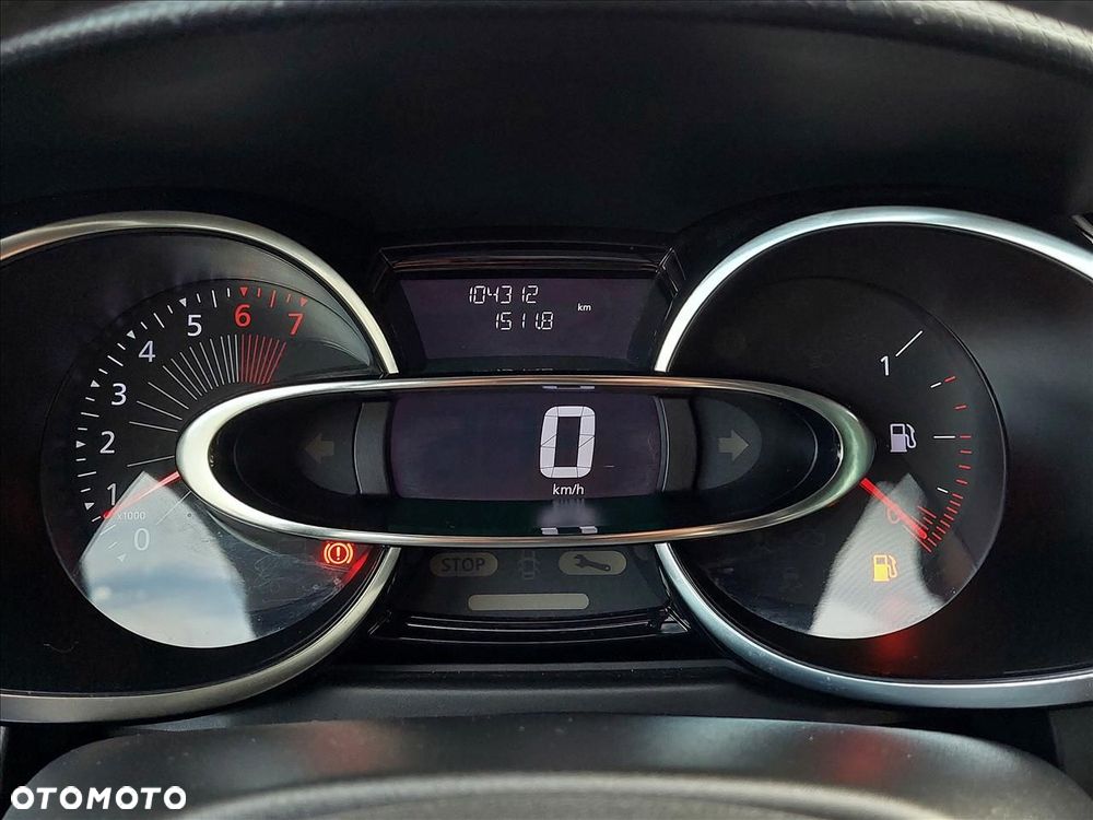 Renault Clio 1.2 16V Intens+ EU6 - 12