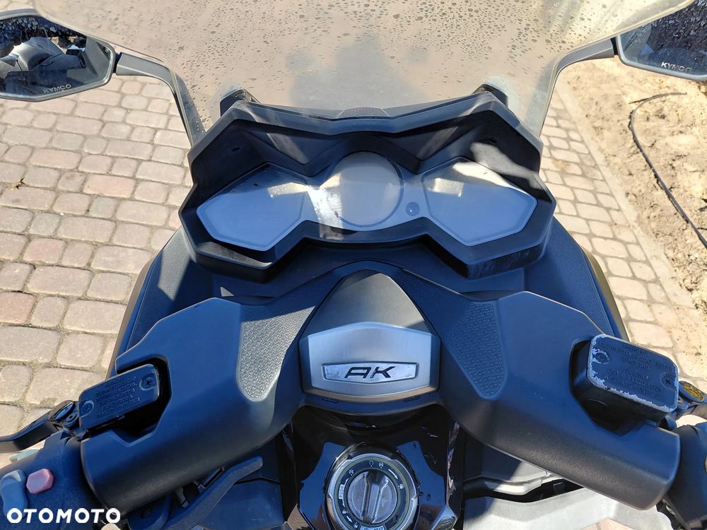 Kymco AK 550 - 23