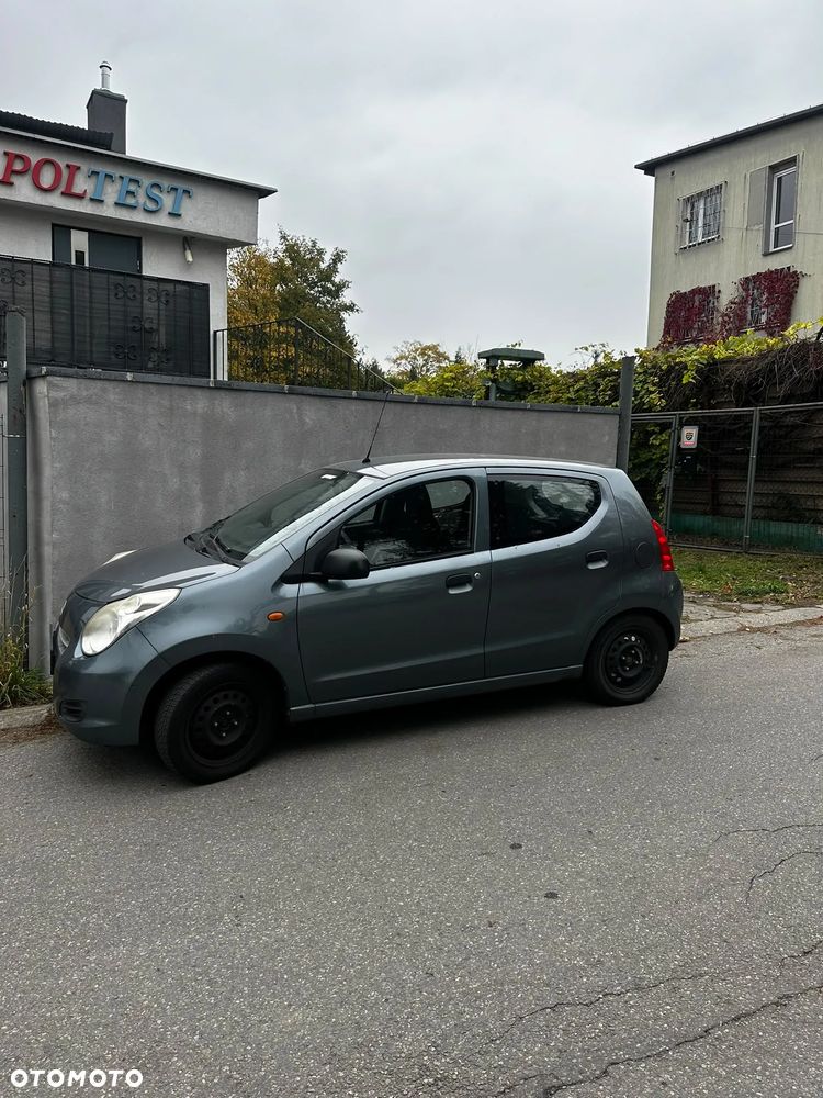 Suzuki Alto 2010 photo 2