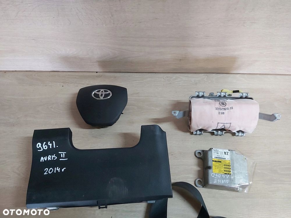 Toyota Auris II Air bag poduszka kierowcy deska pas lewy prawy 14r - 2