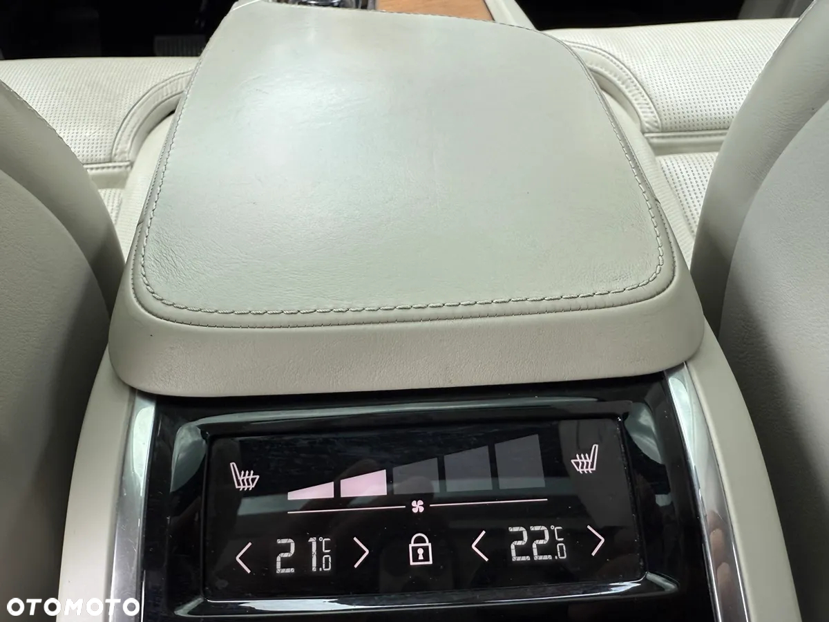 Volvo XC 90 D5 AWD Inscription - 25