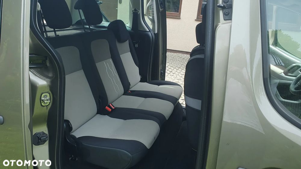 Peugeot Partner 98 VTi Style - 14