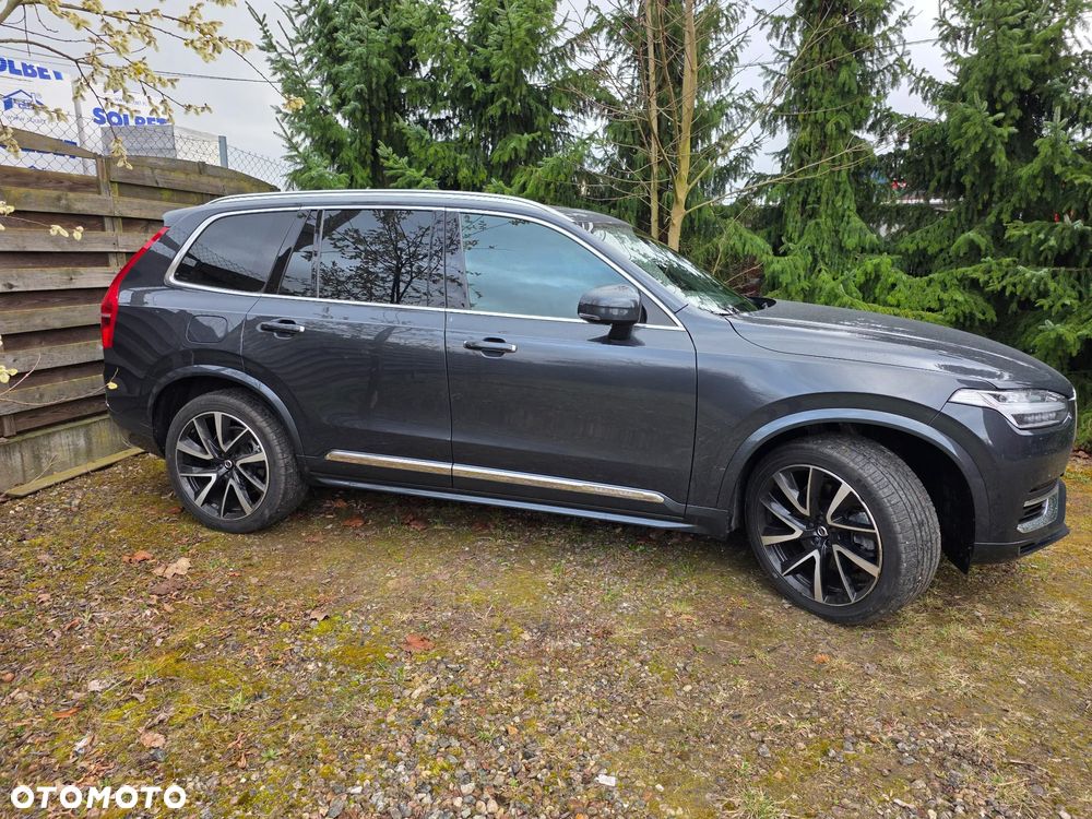 Volvo XC 90 - 8