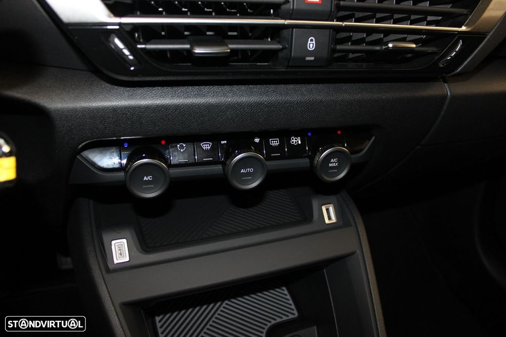 Citroën e-C4 X 50 kWh Feel Pack - 21