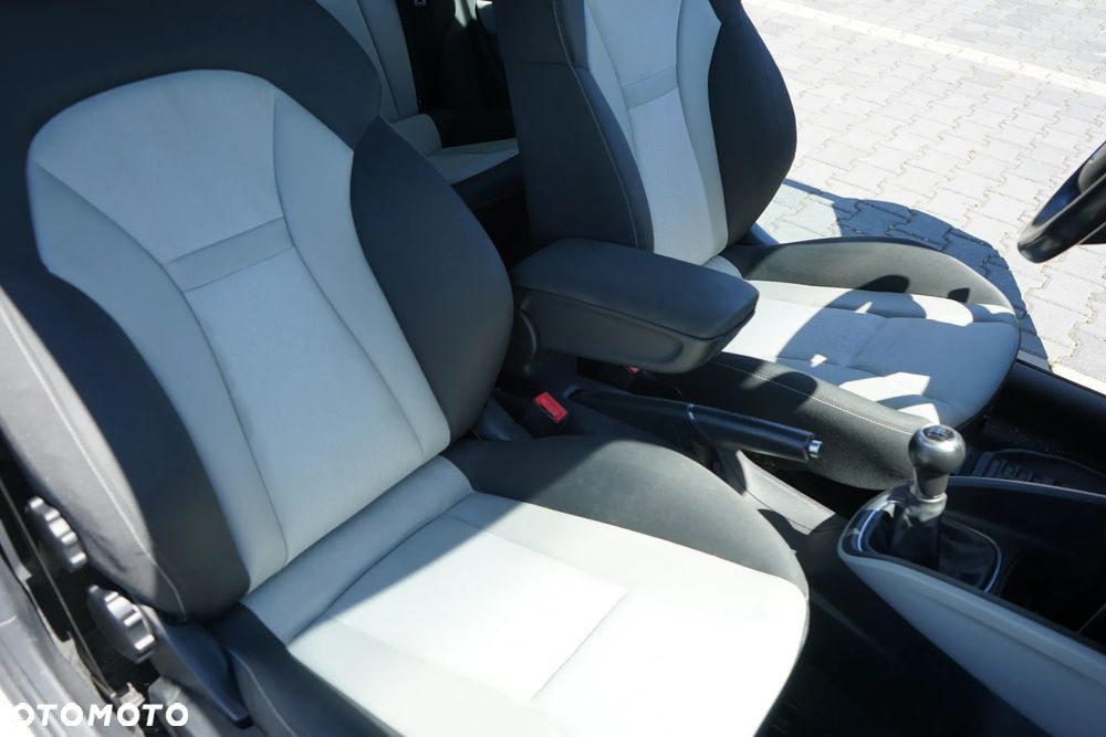 Audi A1 Sportback 2.0 TDI Ambition - 17