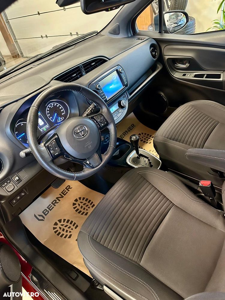 Toyota Yaris - 17