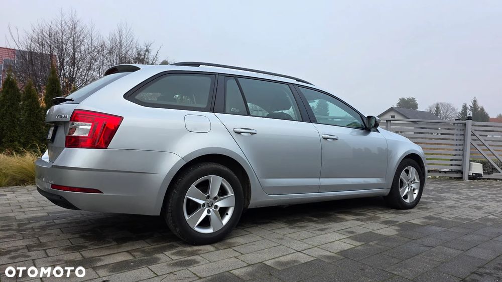 Skoda Octavia 1.5 TSI ACT Ambition - 9