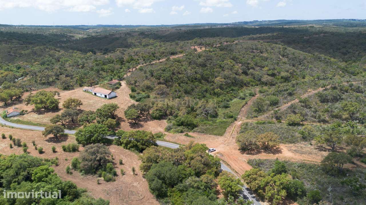 Herdade 237 Hectares Elevado Potencial de Desenvolvimento, Santiago do - Grande imagem: 2/18