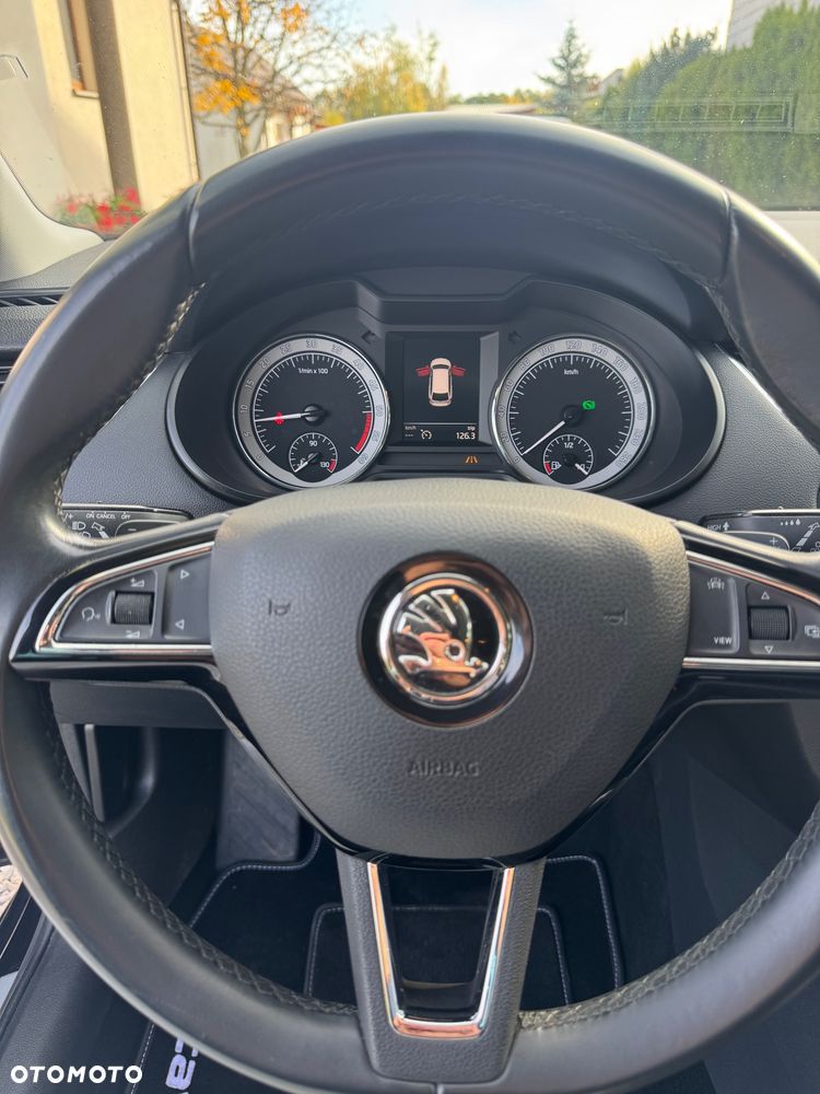 Skoda Octavia 2.0 TDI DSG Clever - 20