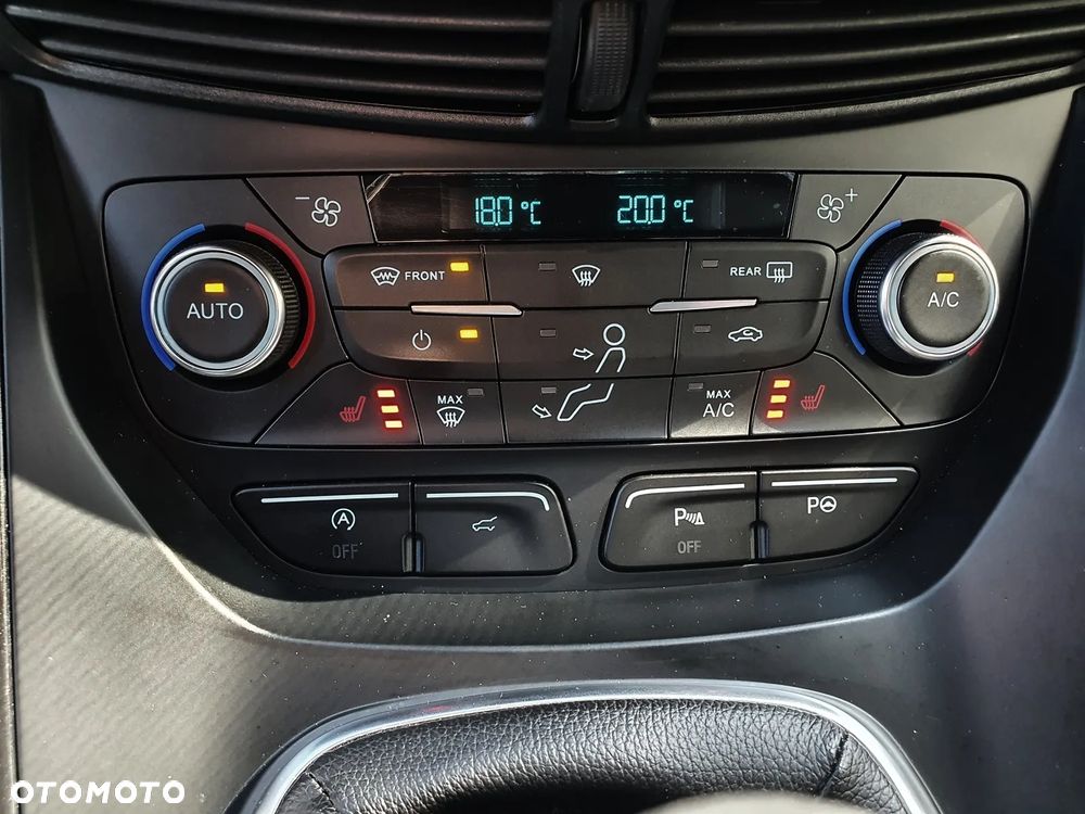 Ford Kuga 1.5 EcoBoost FWD ST-Line ASS MMT6 - 23