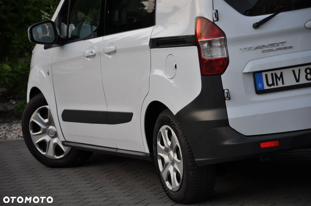 Ford Transit Courier Basis - 19
