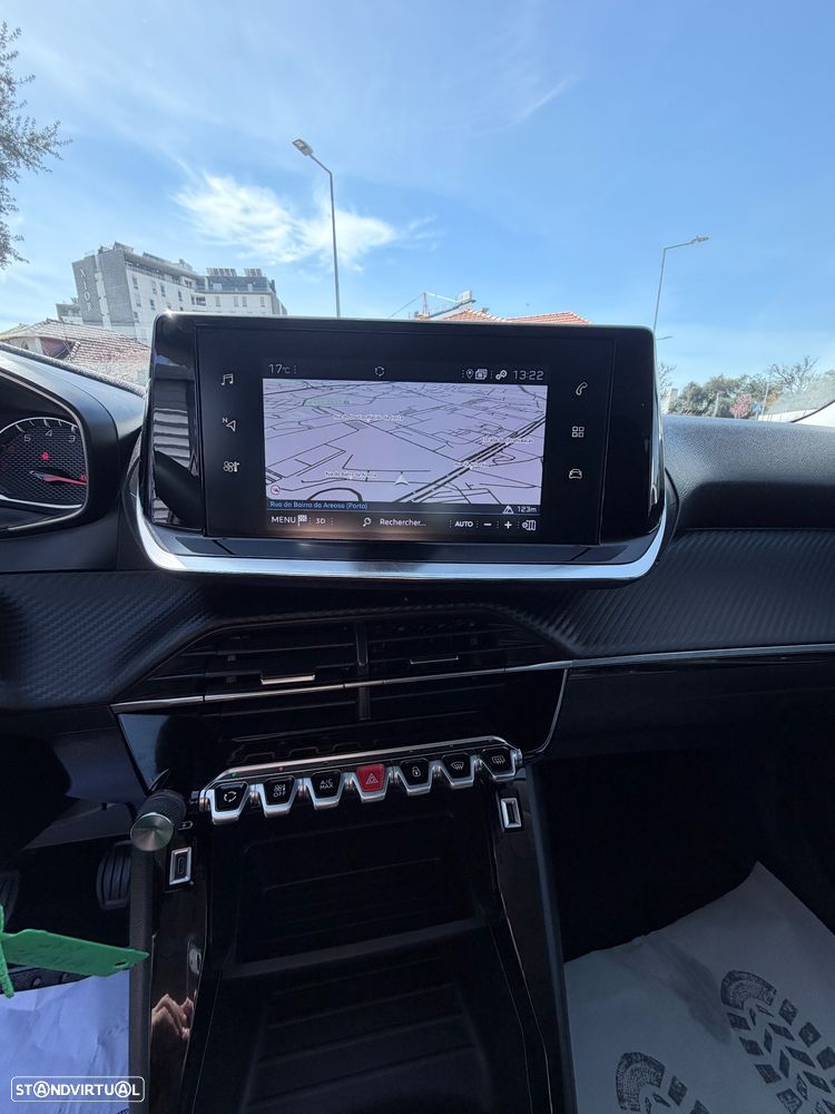 Peugeot 2008 BlueHDi 110 Allure - 18