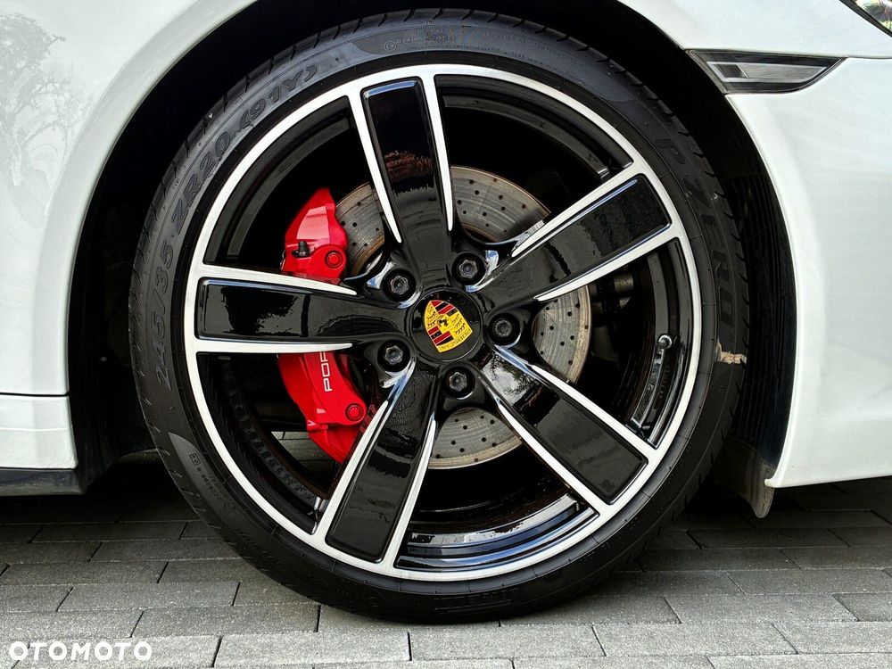 Porsche 911 - 19