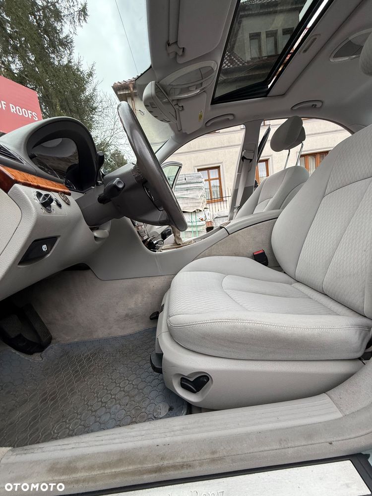 Mercedes-Benz Klasa E 220 CDI Elegance DPF - 16