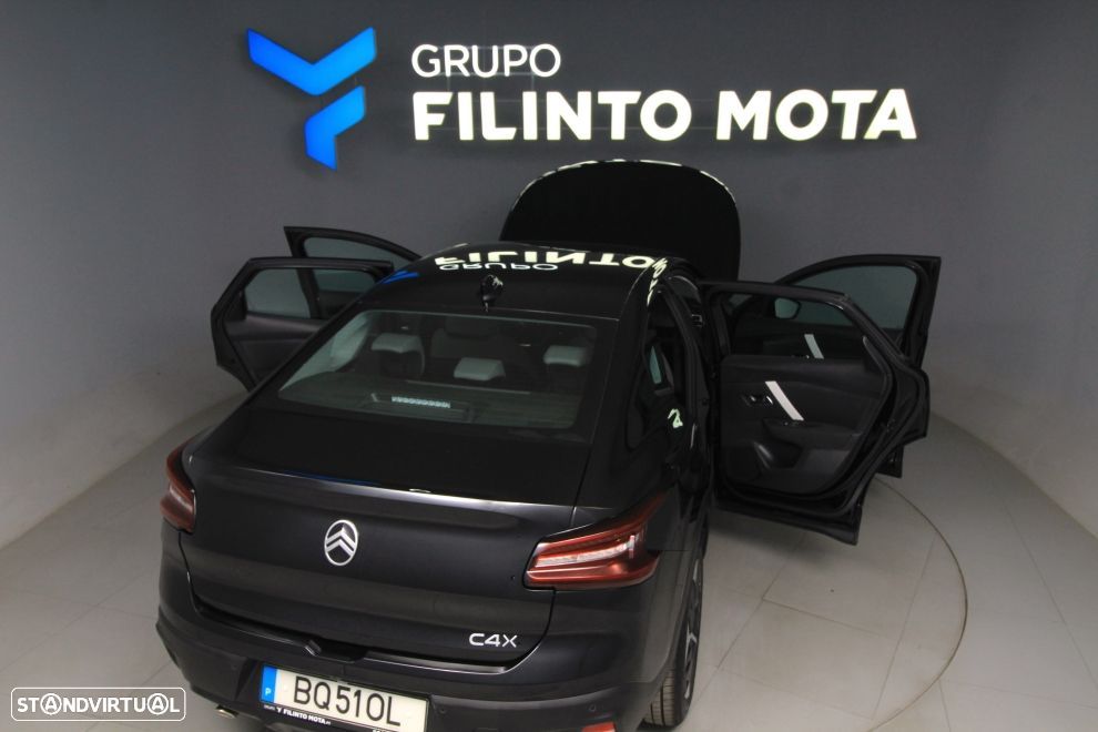 Citroën C4 X 1.2 Hybrid Plus e-DSC6 - 10