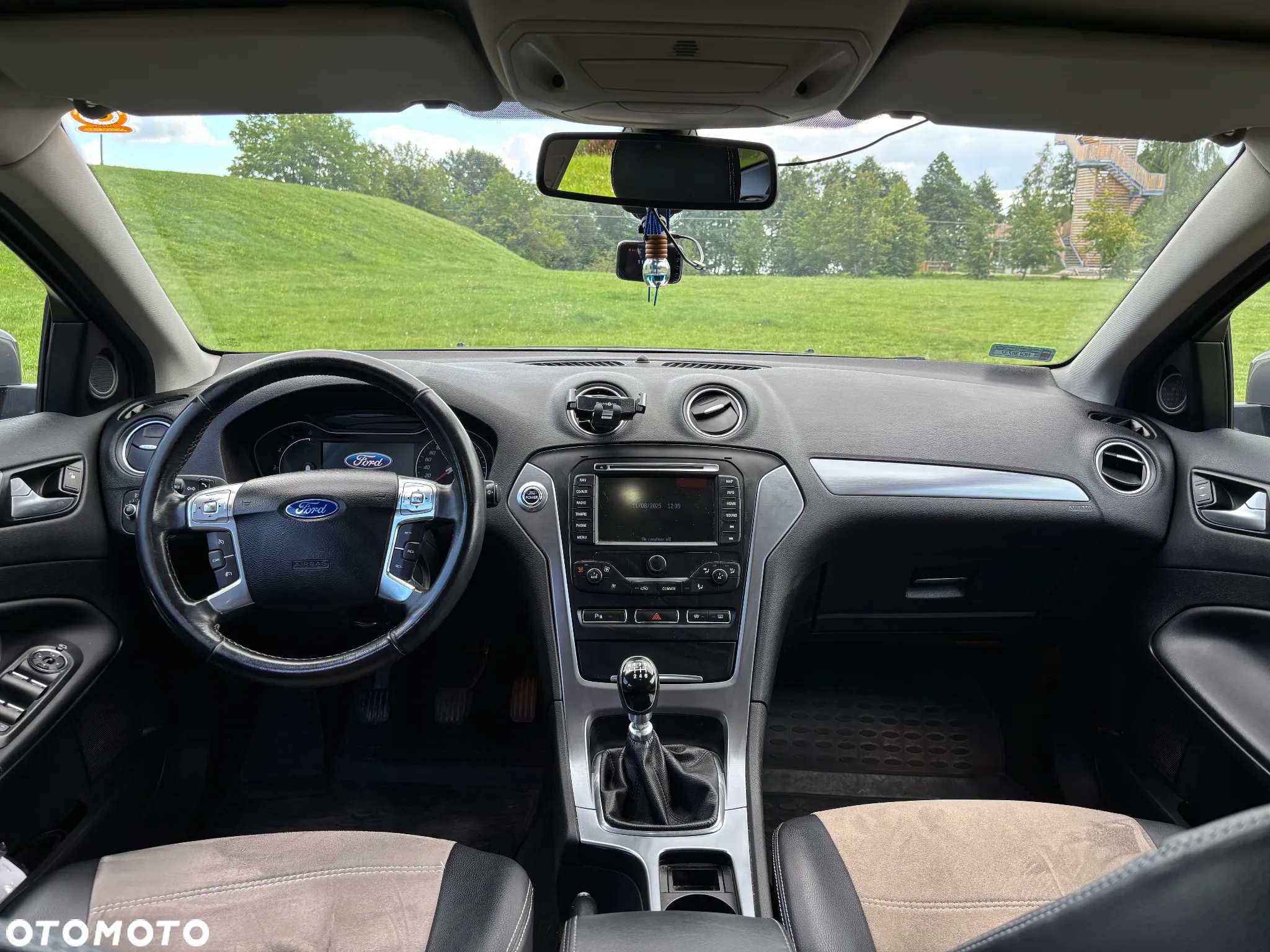 Ford Mondeo 2.0 TDCi Platinium X Plus (Titanium) - 9