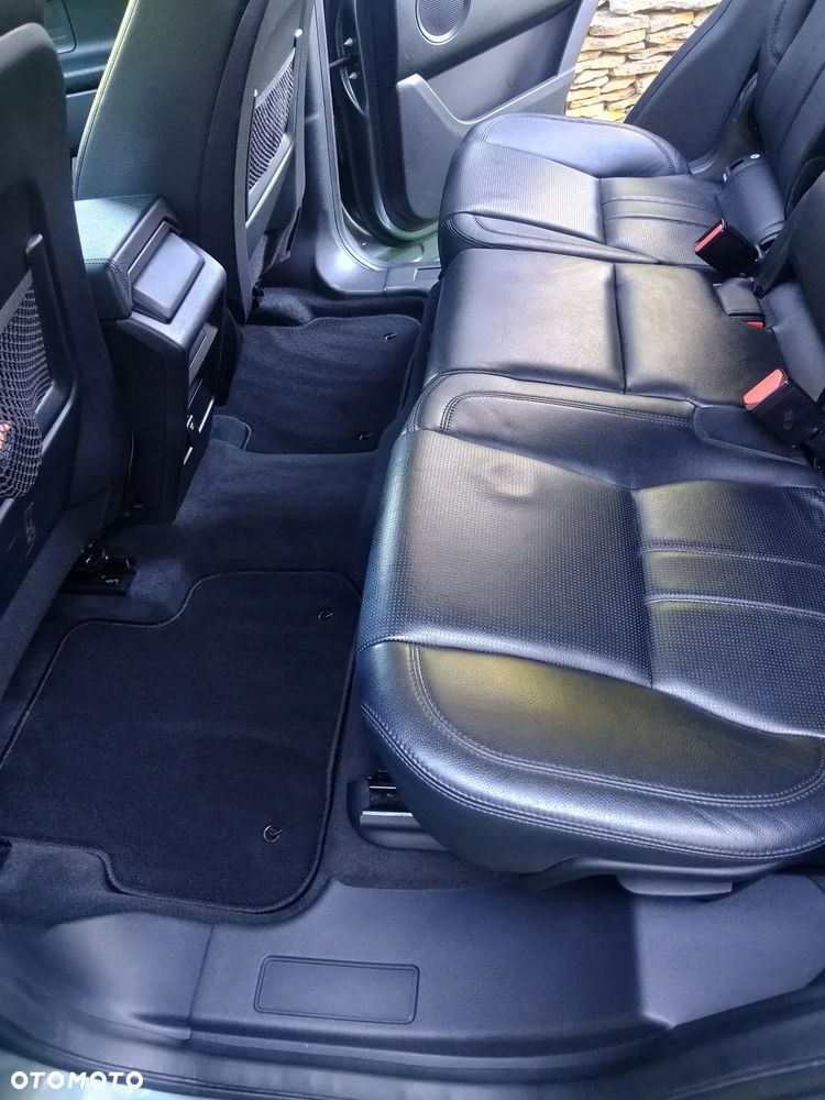 Land Rover Discovery Sport - 6