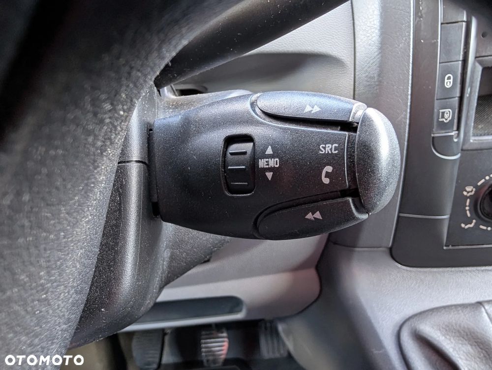 Peugeot EXPERT - 16
