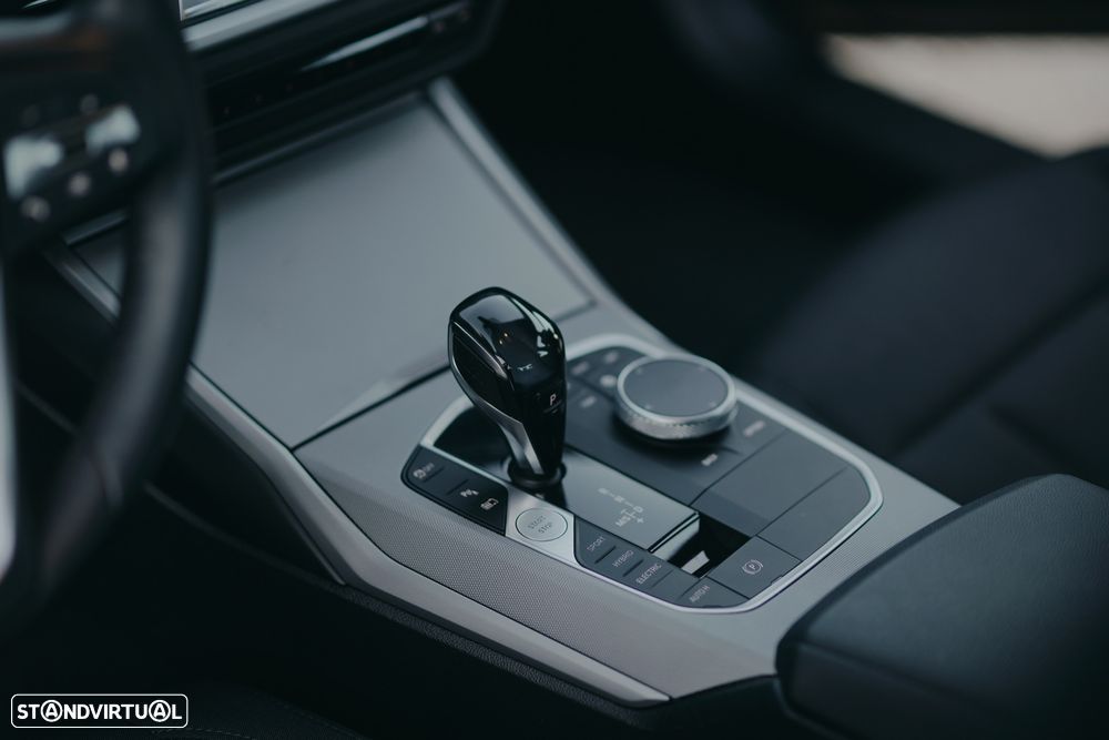 BMW 330 e Corporate Edition Auto - 19