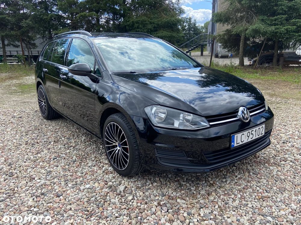 Volkswagen Golf - 6
