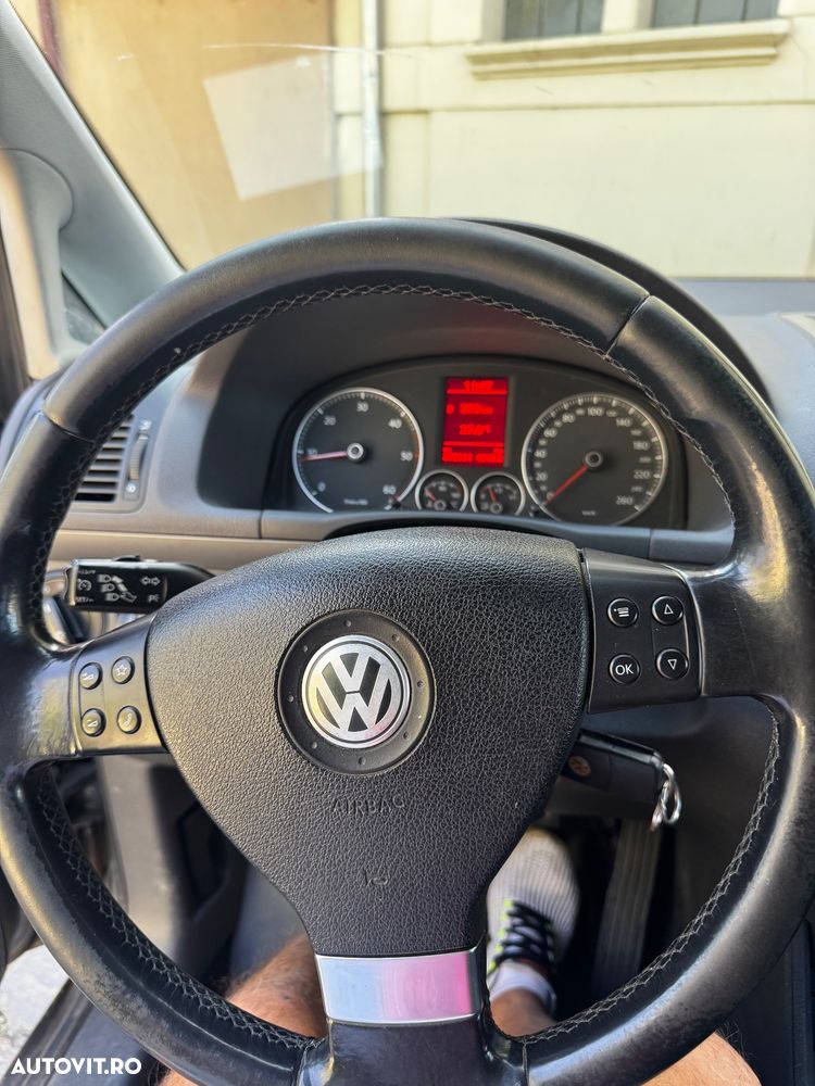 Volkswagen Touran 1.9TDI Basis - 10