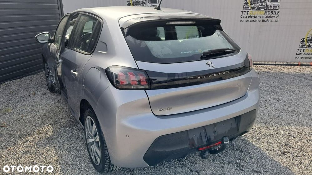 Peugeot 208 - 21