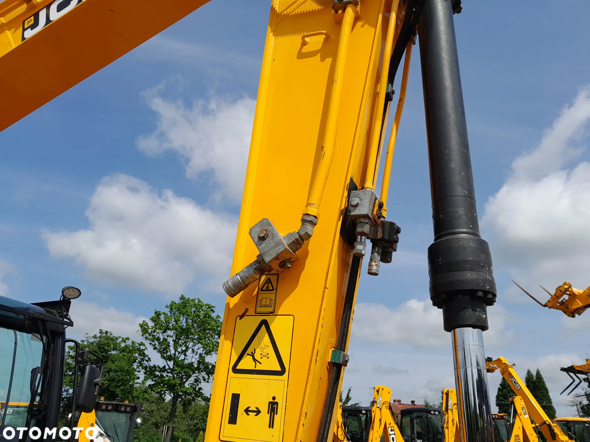 JCB JZ 141 LC - 19