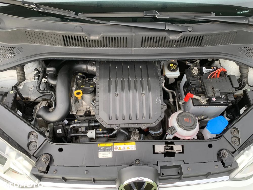 Volkswagen up! Active - 28