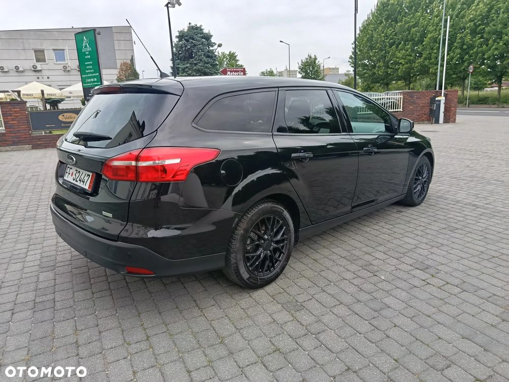 Ford Focus 1.0 EcoBoost Trend - 9
