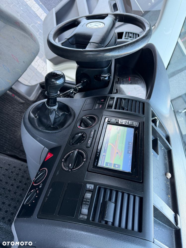 Volkswagen Transporter - 31