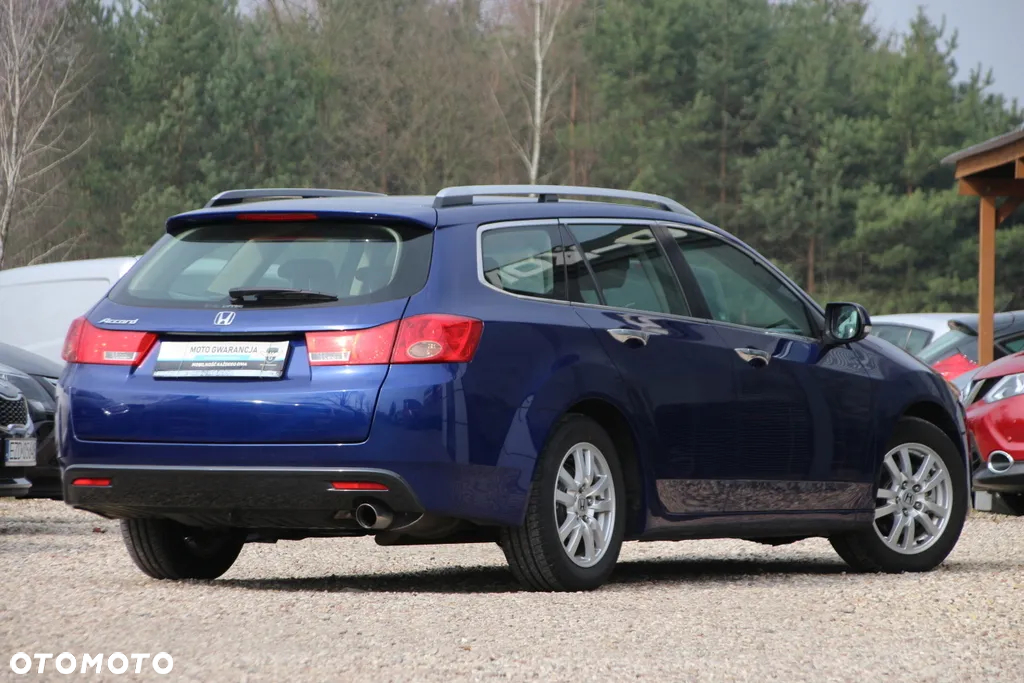 Honda Accord 2.0 Executive - 21