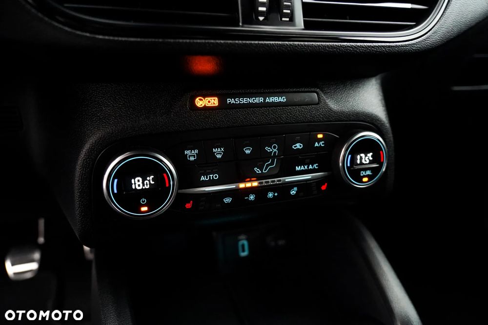 Ford Focus - 35