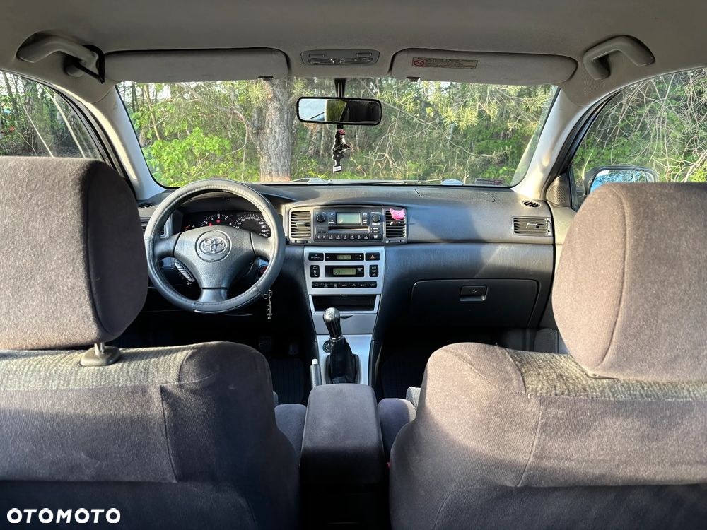 Toyota Corolla 2.0 D-4D Luna - 18