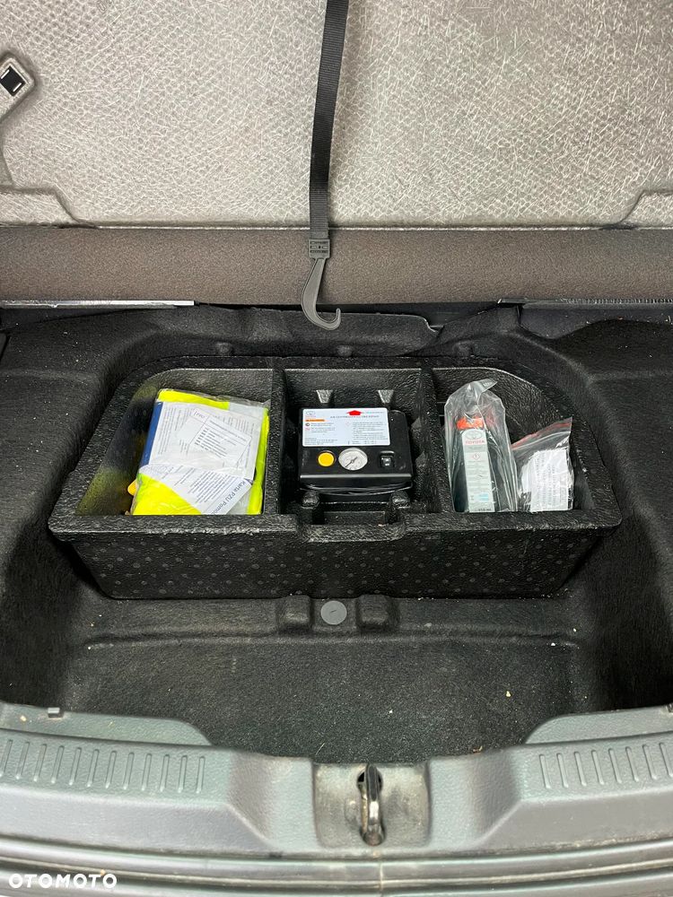 Toyota Verso 1.6 D-4D 5-Sitzer Start/Stop Skyview Edition - 13