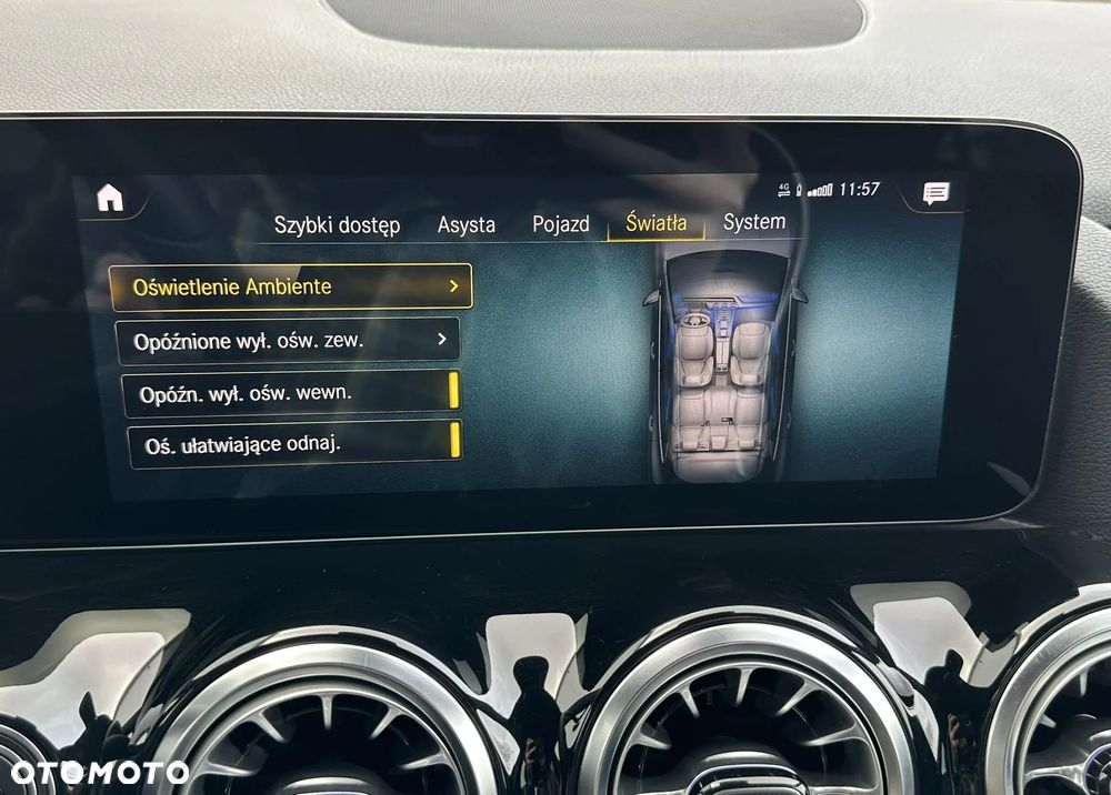 Mercedes-Benz GLA 200 4-Matic Progressive - 39