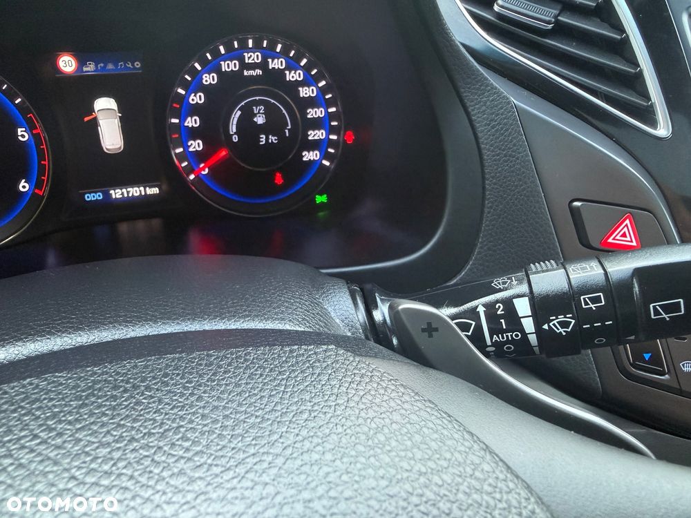 Hyundai i40 Kombi blue 1.7 CRDi DCT Premium - 34