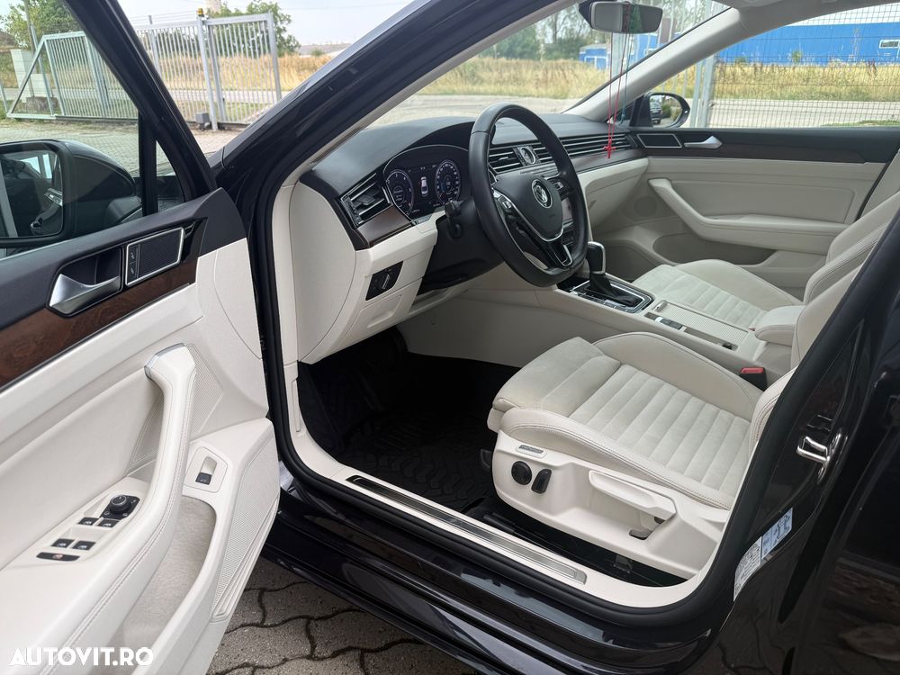 Volkswagen Passat 2.0 TDI DSG Highline - 19