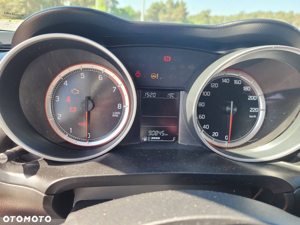 Suzuki Swift 1.2 Premium Plus - 11