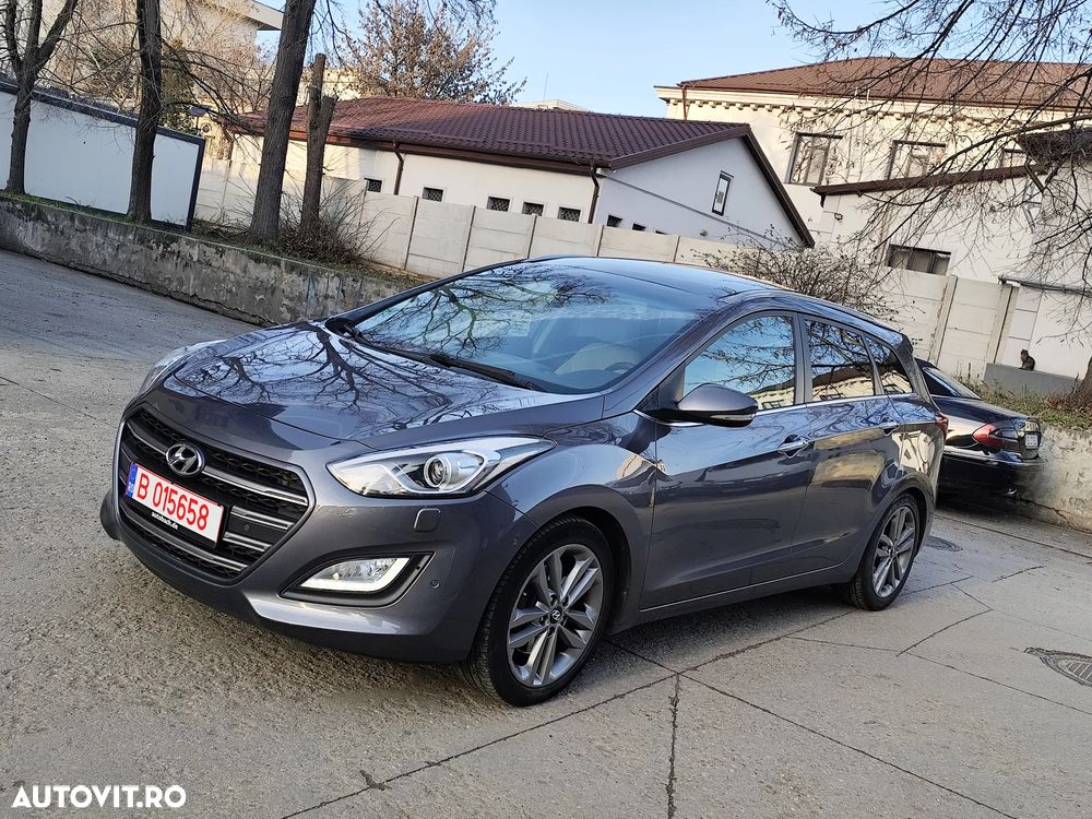 Hyundai i30 blue Kombi 1.6 CRDi DCT Premium - 4