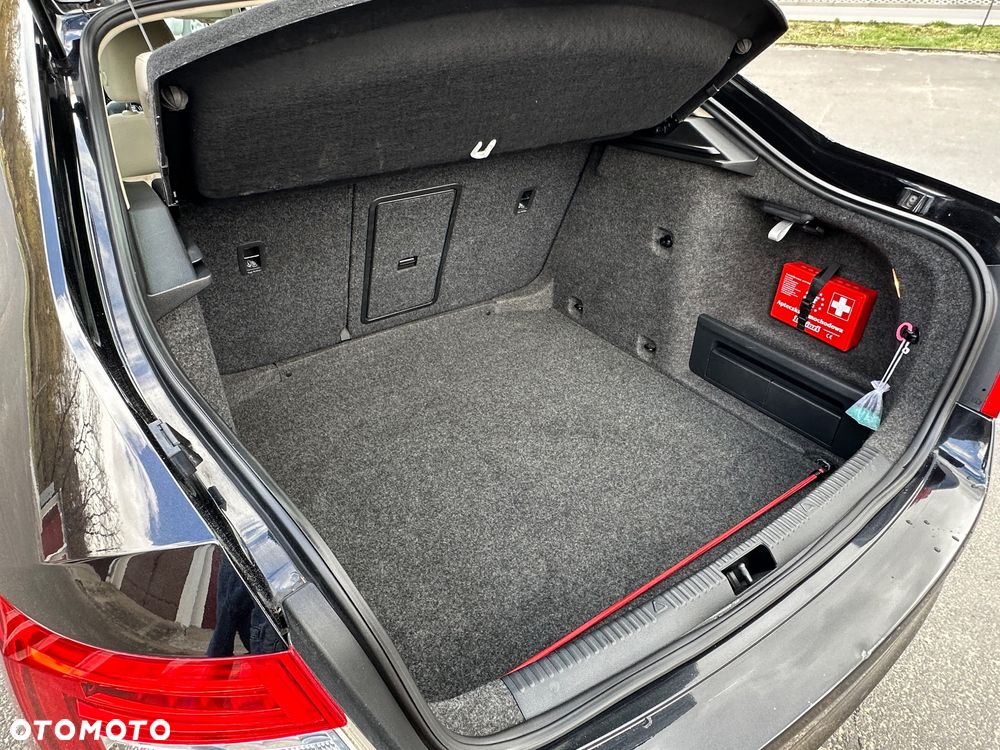 Skoda Octavia 2.0 TDI Elegance - 38