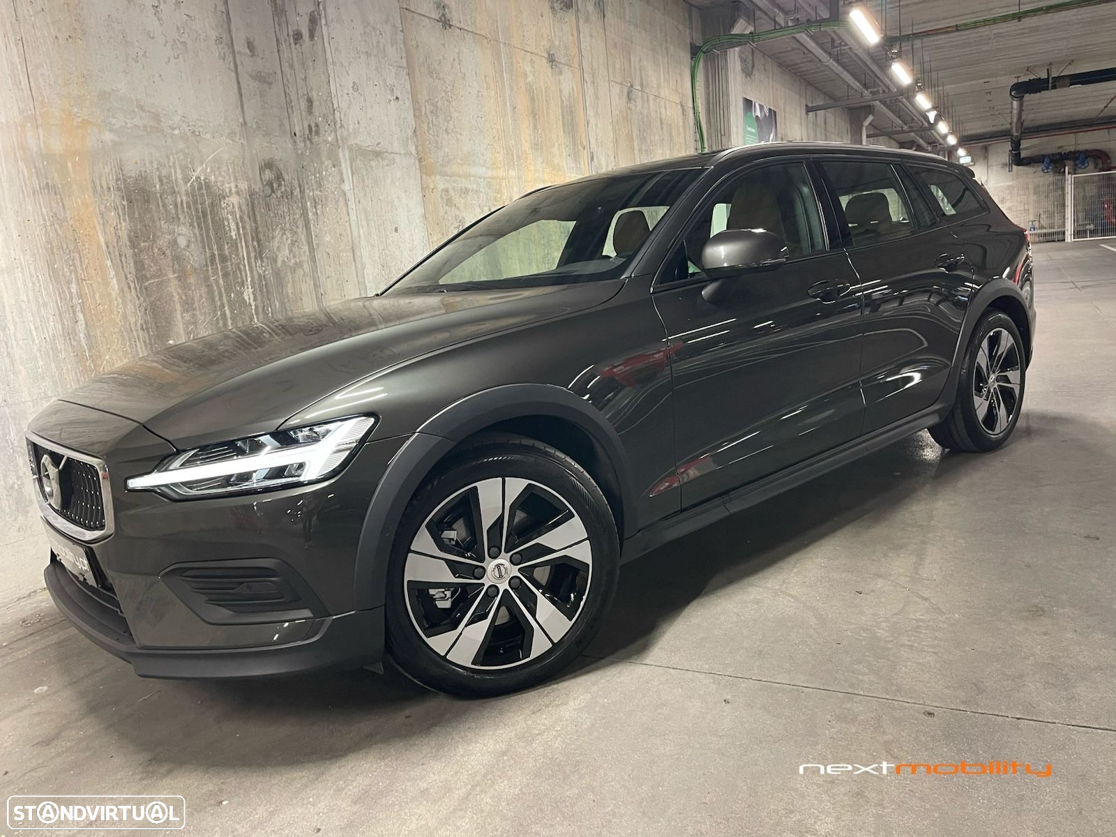 Volvo V60 Cross Country 2.0 D4 Geartronic - 3