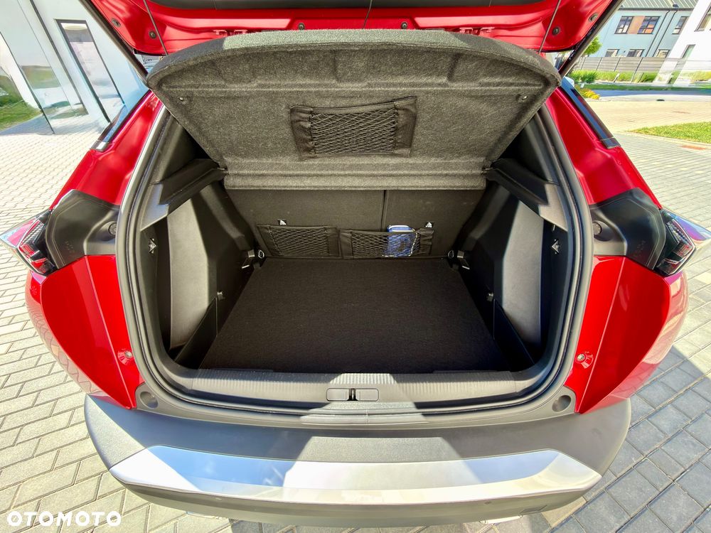 Peugeot 2008 1.2 PureTech Allure Pack S&S EAT8 - 6