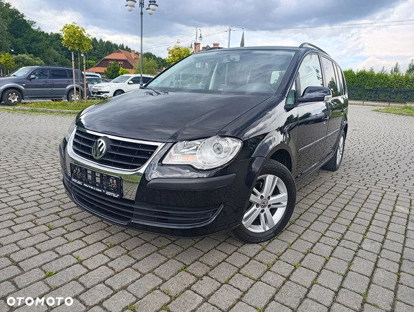 Volkswagen Touran 1.6 Basis