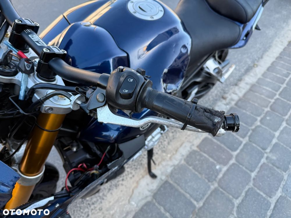 Yamaha FZ - 29
