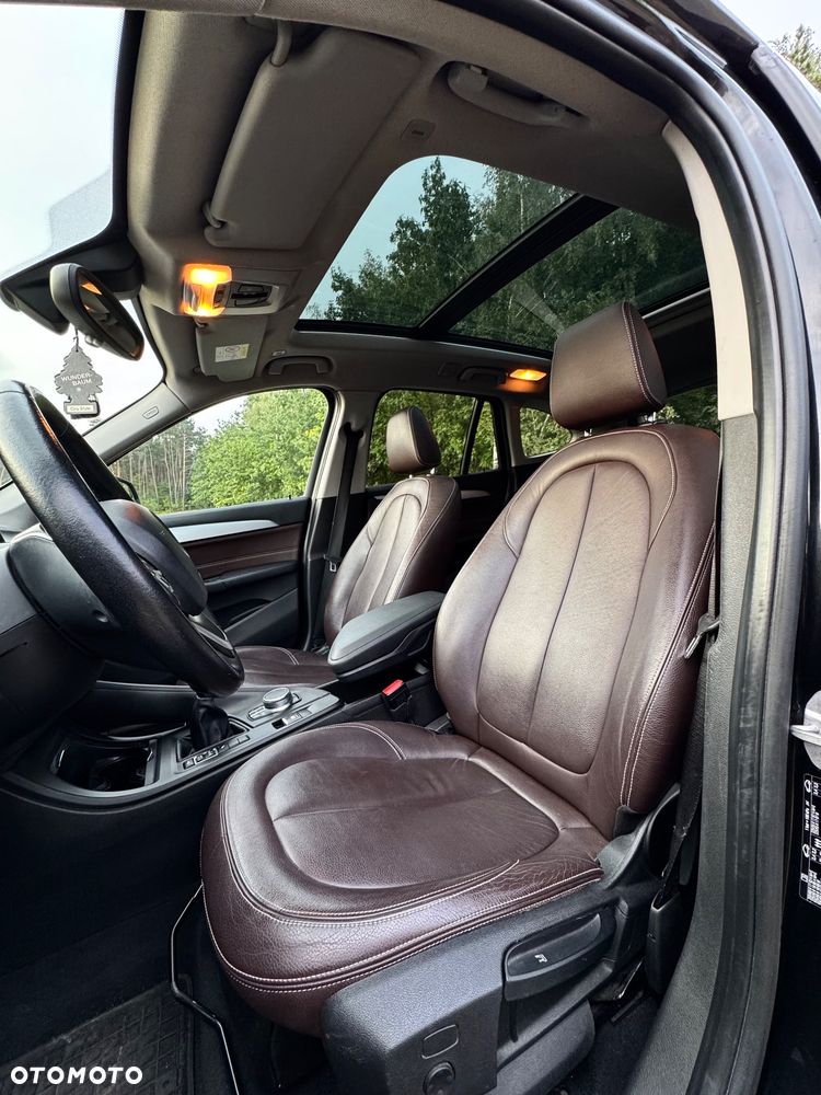 BMW X1 sDrive18d - 9